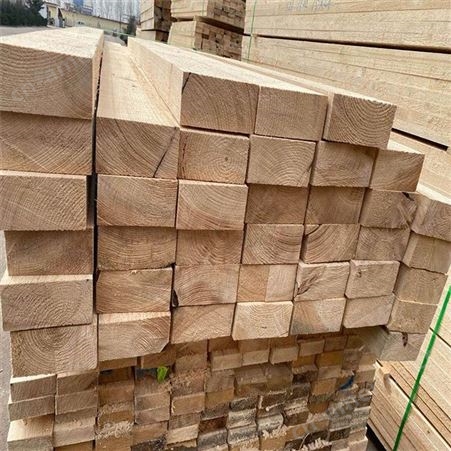 建筑模板方木 呈果木业 现货批发4米进口方木