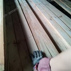 呈果木材加工厂 3米建筑用木方批发价格实惠