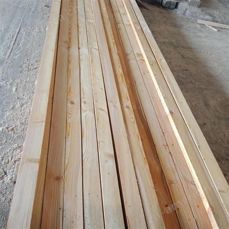呈果木业铁杉建筑木方可定制规格价格工程口料大口径