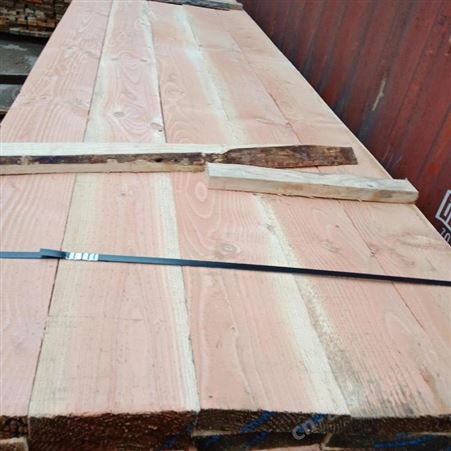 呈果木业铁杉建筑木方可定制规格价格工程口料大口径