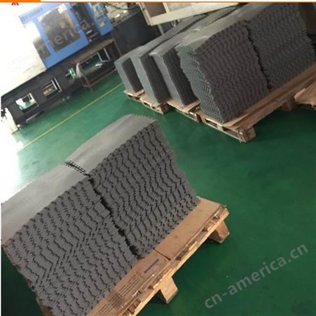 上海一东注塑地板工厂工业PVC地板 订制车间拼接锁扣地胶生产家防滑软胶垫阻燃隔热地板静电地板