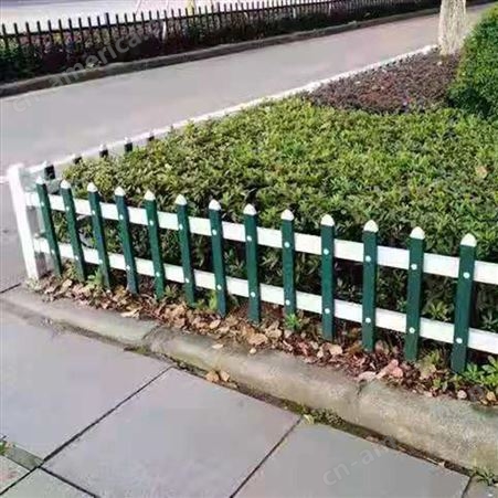 奥焱 U型市政草坪护栏 景区绿化带塑钢护栏 锌钢草坪护栏