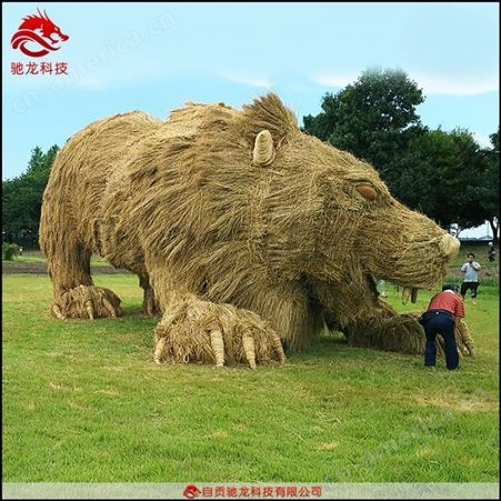 内蒙古农耕文化节仿真动物山羊稻草雕塑农民丰收草雕艺术展品厂