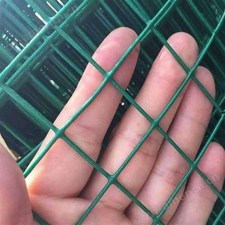 兰州铁丝围栏网厂家直供养殖围栏网铁丝养鸡网果园围栏网现货可定制